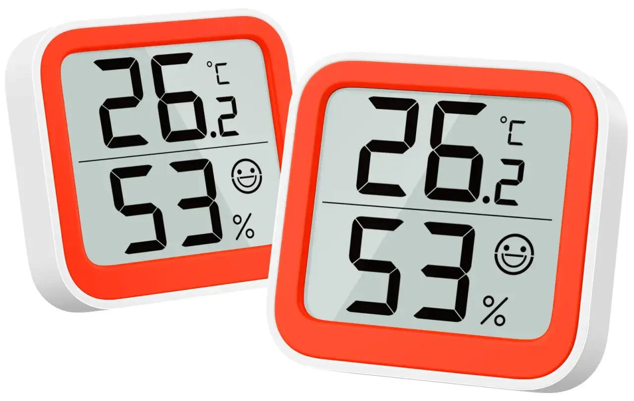 Dwa cyfrowe higrometry pokazują 26.2°C i 53% wilgotności. Higrometr co to? To urządzenie do pomiaru wilgotności.